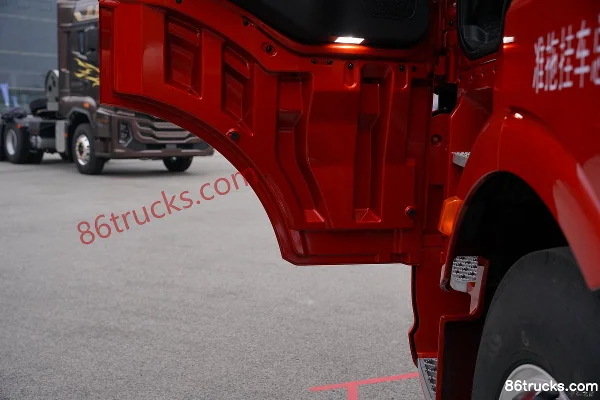 FAW Jiefang J6 PRO 12.5L LNG 500hp 4X2(6 wheels) FAW Jiefang 12-Speed AMT Automatic Tractor Truck Cab (3) | 86Trucks