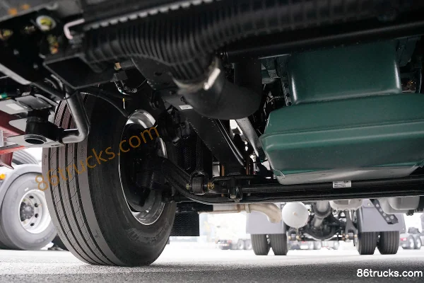 FAW Jiefang J6 PRO 12.5L LNG 500hp 4X2(6 wheels) FAW Jiefang 12-Speed AMT Automatic Tractor Truck Chassis (2) | 86Trucks