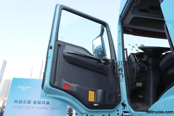 Sinotruk HOWO TX7-N 12,5 L LNG 530 ch 6X4(10 roues) Sinotruk 12 vitesses tracteur routier Cabine (2) | 86Trucks
