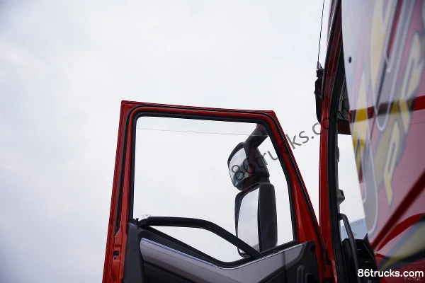 FAW Jiefang J6 PRO 11.1L diesel 460 ch 4X2(6 roues) FAW Jiefang 12-speed tracteur routier Cabine (2) | 86Trucks