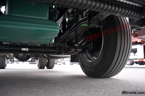 FAW Jiefang J6 PRO 11.1L diesel 460 ch 4X2(6 roues) FAW Jiefang 12-speed tracteur routier Châssis (3) | 86Trucks