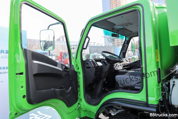 Sinotruk Niuqichongtian EM1 4X2(6 wheels) 3.7m single-row pure electric dump truck CATL 155.33kWh Cab (1) | 86Trucks