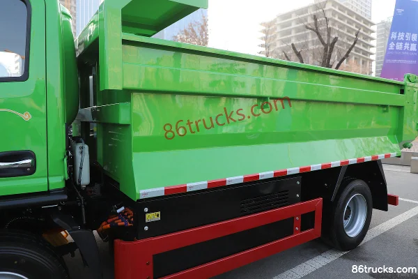 Sinotruk Niuqichongtian EM1 4X2(6 wheels) 3.7m single-row pure electric dump truck CATL 155.33kWh Body (1) | 86Trucks