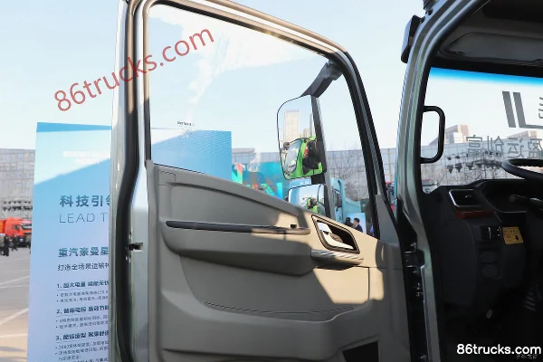 Sinotruk Xinglan Max EM3 4.18m Single Row Electric Van Light Truck BYD 150.83kWh 4X2(6 wheels) Cab (3) | 86Trucks