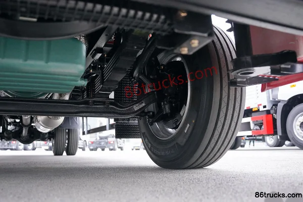 FAW Jiefang J6G Édition Leader 7.8L Diesel 360 ch 4X2(6 roues) FAW Jiefang 10 vitesses 6,75 m cabine avancée avec ridelles, camion porteur C