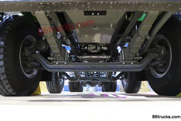 Sinotruk HOWO V5-X 8X4(12 wheels) pure electric dump truck CATL 352kWh Chassis (1) | 86Trucks