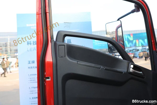 Sinotruk V1-X 2.5L diesel 170hp 4X2(6 wheels) 10-speed AMT automatic 2.9m dump truck Cab (3) | 86Trucks