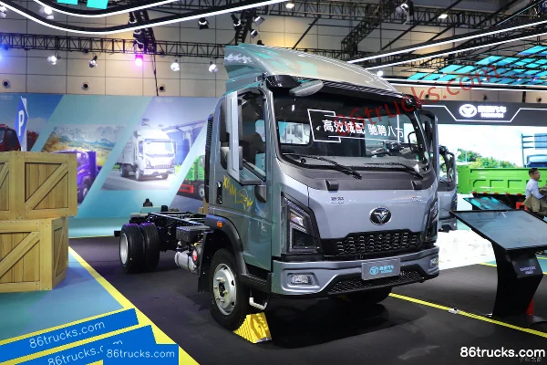 Sinotruk Niuqichongtian MAX 2.5L Diesel 185hp 4X2(6 wheels) Sinotruk 12-speed 4.15m single-row cage-type light truck Ext