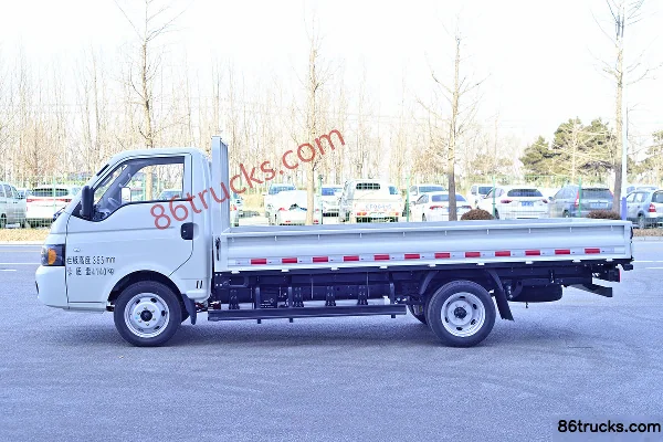 Huanghai Auto Xincheng-1 Hydraulic Brake 4.01m Single Row Pure Electric Flatbed Mini Truck Yiwei 65.66kWh 4X2(6 wheels) Exterior (3) | 86Tru