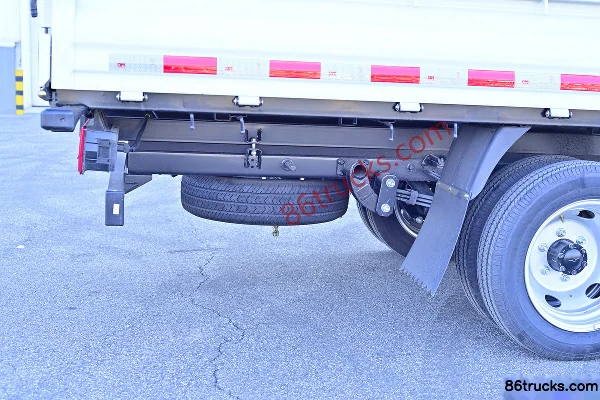 Huanghai Auto Xincheng-1 Hydraulic Brake 4.01m Single Row Pure Electric Flatbed Mini Truck Yiwei 65.66kWh 4X2(6 wheels) Chassis (1) | 86Truc
