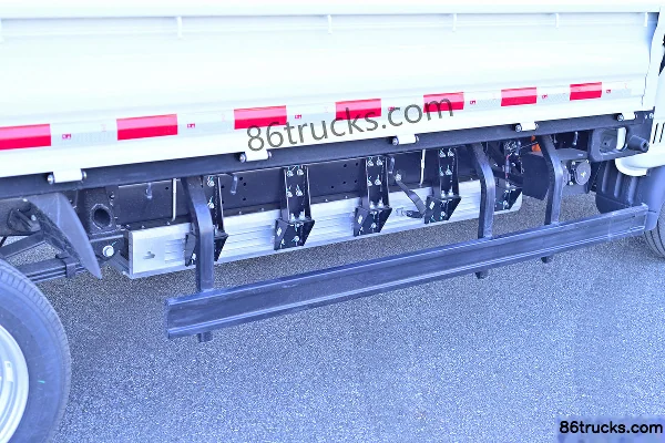 Huanghai Auto Xincheng-1 Hydraulic Brake 4.01m Single Row Pure Electric Flatbed Mini Truck Yiwei 65.66kWh 4X2(6 wheels) Chassis (3) | 86Truc