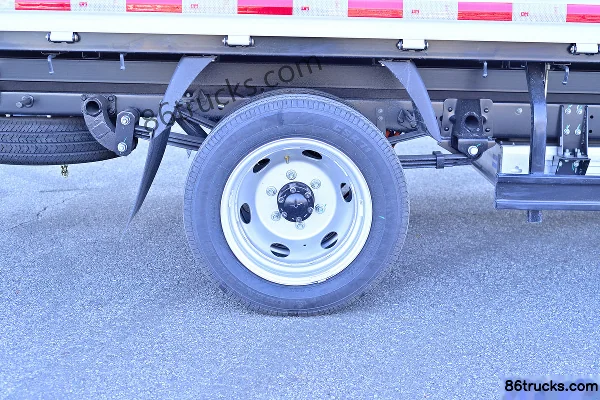 Huanghai Auto Xincheng-1 Hydraulic Brake 4.01m Single Row Pure Electric Flatbed Mini Truck Yiwei 65.66kWh 4X2(6 wheels) Chassis (2) | 86Truc