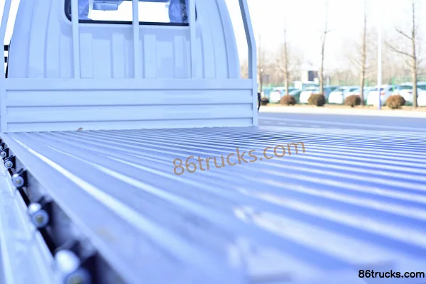 Huanghai Auto Xincheng-1 Hydraulic Brake 4.01m Single Row Pure Electric Flatbed Mini Truck Yiwei 65.66kWh 4X2(6 wheels) Body (2) | 86Trucks