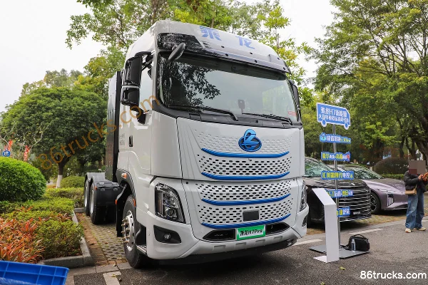 Dongfeng H7pro 6X4(10 wheels) Pure Electric Tractor Truck CATL 600kWh Exterior