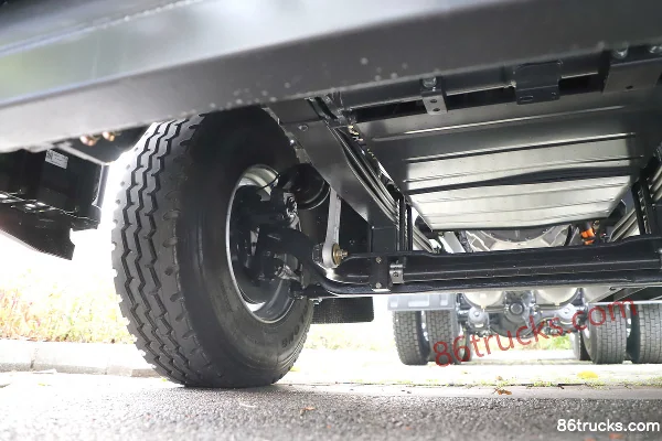 Dongfeng H7pro 6X4(10 wheels) Pure Electric Tractor Truck CATL 600kWh Chassis (2) | 86Trucks