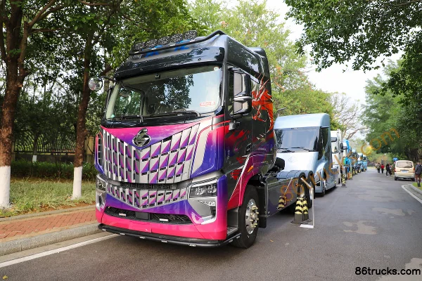 Dongfeng HK 15.5L LNG 640hp 6X4(10 wheels) Fast Gear 12-speed AMT automatic tractor truck Exterior (3) | 86Trucks