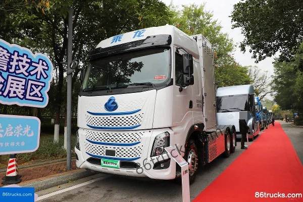 Dongfeng H7pro 6X4(10 wheels) Fuel Cell Tractor Truck Microvast 95kWh Exterior (3) | 86Trucks