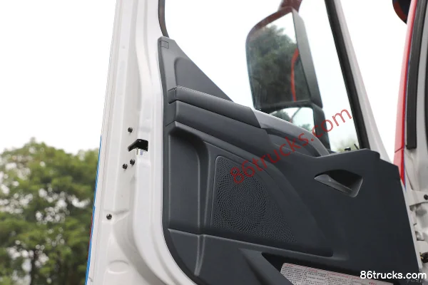 Dongfeng T7L 13.5L Diesel 520 hp 6X4(10 wheels) AMT Automatic Tractor Truck Cab (3) | 86Trucks