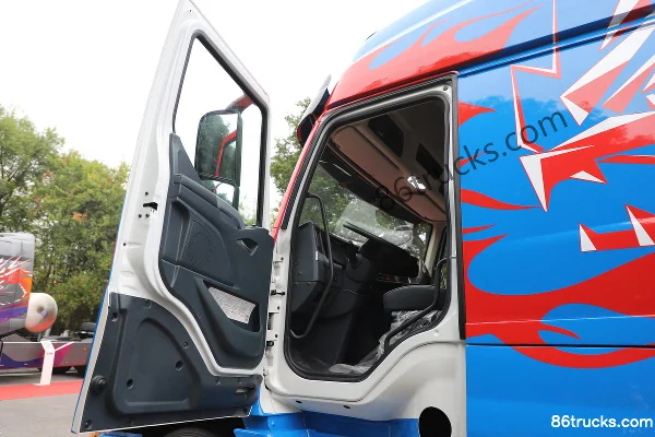 Dongfeng T7L 13.5L Diesel 520 hp 6X4(10 wheels) AMT Automatic Tractor Truck Cab (1) | 86Trucks