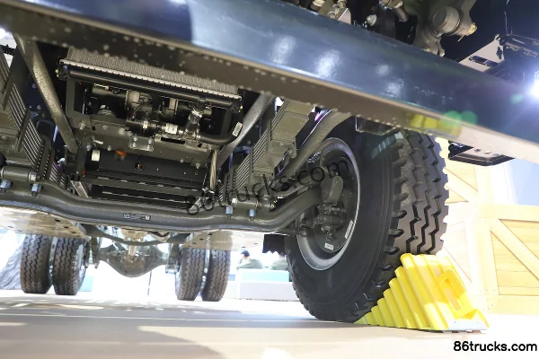 Sinotruk V3-X 4X2(6 wheels) 4.2m Electric Single Row Dump Truck CATL 165kWh Chassis (3) | 86Trucks