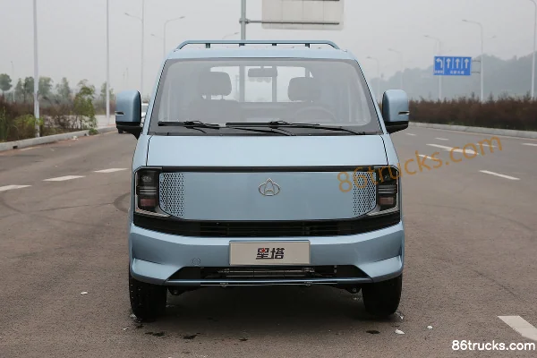Changan Kuayue Xingta K5 Luxury Edition 1.6L Gasoline 120 hp 4X2(6 wheels) 5-speed 3.3m Single Row Flatbed Mini Truck Exterior (2) | 86Truck