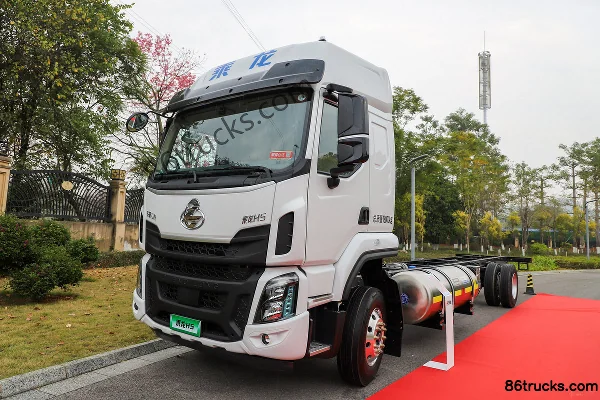 Dongfeng Liuqi Chenglong H5 version Chuangfu 7,7 L LNG 320 ch 4X2(6 roues) Fast Gear 8 vitesses 9,7 m camion porteur fourgon Extérieur (3)