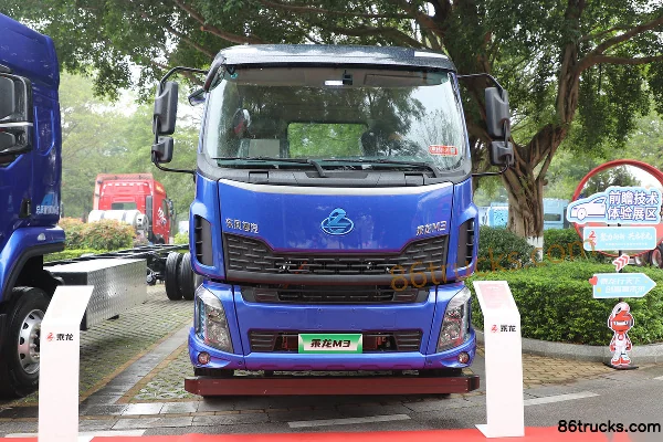 Dongfeng Liuqi New Chenglong M3V 4X2(6 wheels) 7.8m Pure Electric Van Cargo Truck CATL 246.67kWh Exterior (2) | 86Trucks