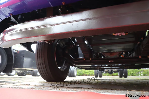 Dongfeng H5 4X2(6 wheels) 9.8m pure electric cargo truck, CATL 310.66kWh Chassis (2) | 86Trucks