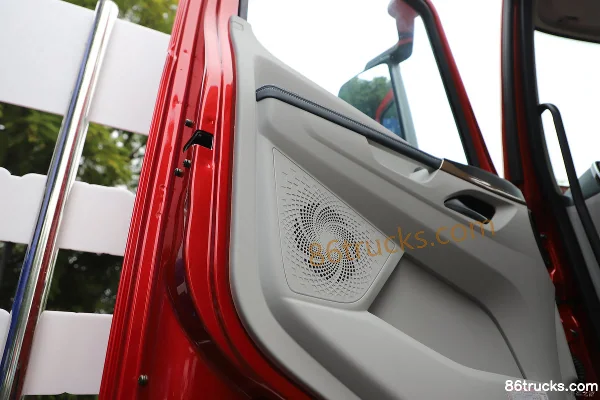 Dongfeng Yiwei 5 4X2(6 wheels) 9.8m pure electric cargo truck, CATL 400.6kWh Cab (3) | 86Trucks