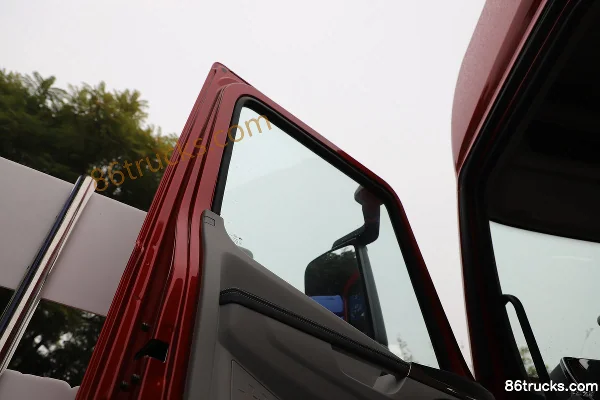 Dongfeng Yiwei 5 4X2(6 wheels) 9.8m pure electric cargo truck, CATL 400.6kWh Cab (2) | 86Trucks
