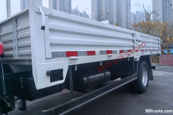 Feidi EV6 Air Brake 4.15m Single Row Pure Electric Flatbed Light Truck CALB 114.02kWh 4X2(6 wheels) Body (2) | 86Trucks