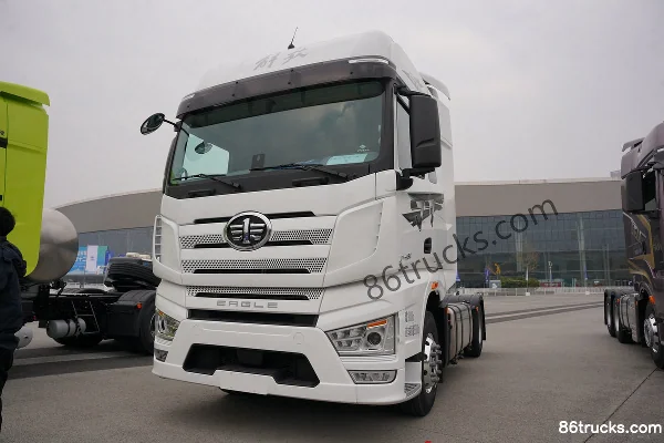 FAW Jiefang J7 poids lourd 560 ch 4X2(6 roues) tracteur routier AMT automatique (pont arrière 465) Extérieur (3) | 86Trucks