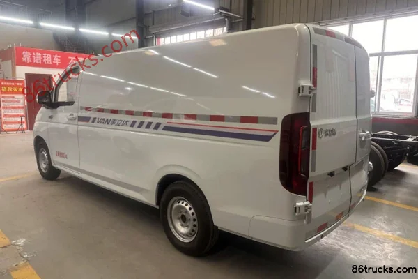 Dongfeng Ruilida V7 2025 model 2-seat pure electric panel van CALB 50.38kWh Exterior (3) | 86Trucks