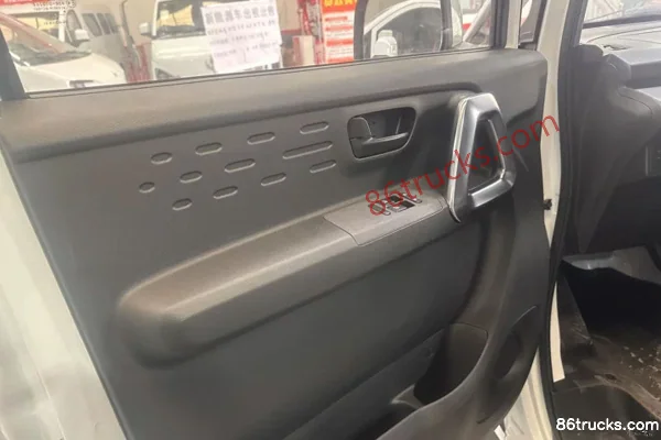 Dongfeng Ruilida V7 2025 model 2-seat pure electric panel van CALB 50.38kWh Cab (1) | 86Trucks