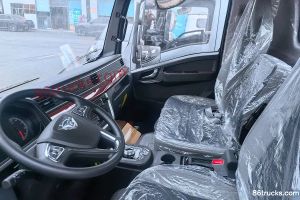 Sinotruk Xinglan EM3 Tianxing Version 4.18m Single Row Pure Electric Box Van Light Truck CATL 140.41kWh 4X2(6 wheels) Cab (1) | 86Trucks