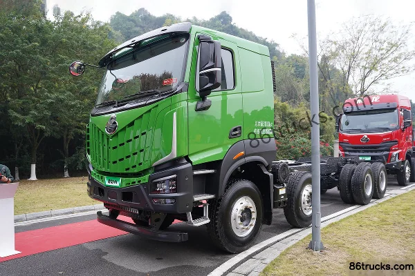 Dongfeng HK 12.9L Diesel 600hp 8X4(12 wheels) Fast Gear 13-Speed 6.8m Dump Truck Exterior (2) | 86Trucks