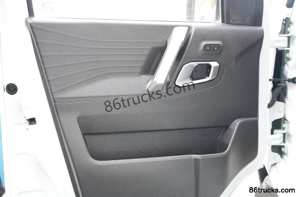 Chery Commercial Vehicle Dolphin K5 2026 Model Comfort Edition 2-Seat Battery Electric Panel Van Kairui 36.8 kWh Cab (3) | 86Trucks