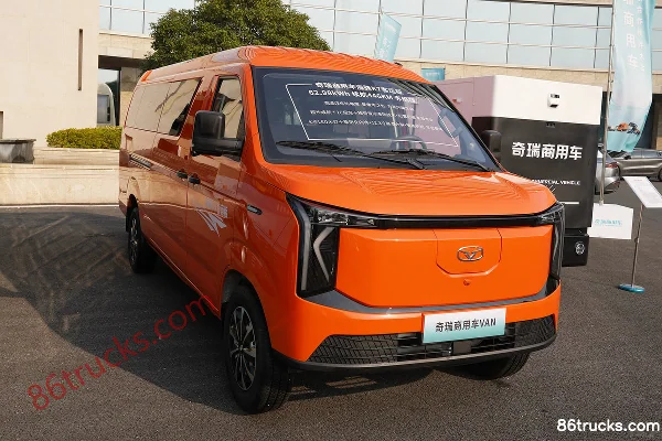 Chery Commercial Vehicle Dolphin K7 Chiyan Edition 7-Seat Pure Electric Light Bus 62.98kWh Exterior