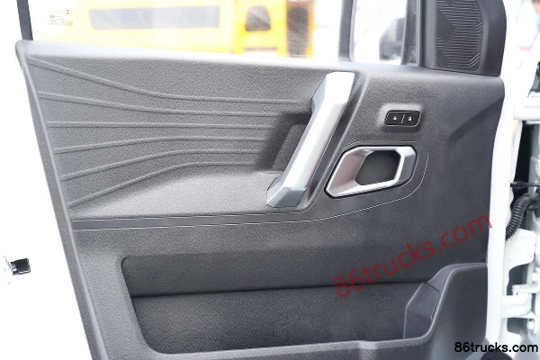 Chery Commercial Vehicle Kairui K5 Hydraulic Brake 3.2m Single Row Pure Electric Van Micro Truck Yiwei 50.23kWh 4X2(6 wheels) Cab (3) | 86Tr