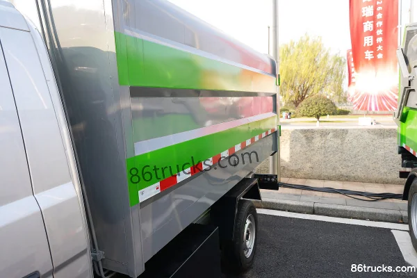 Chery Commercial Vehicle Kairui X3 4X2(6 roues) camion benne à ordures électrique pur Cabine (2) | 86Trucks