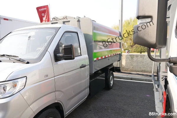 Chery Commercial Vehicle Kairui X3 4X2(6 roues) camion benne à ordures électrique pur Cabine (1) | 86Trucks