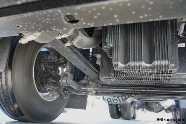 Beijing Trucks Dream Pro 14.5L LNG 630hp 6X4(10 wheels) ZF12-Speed AMT Automatic Tractor Truck Chassis (2) | 86Trucks