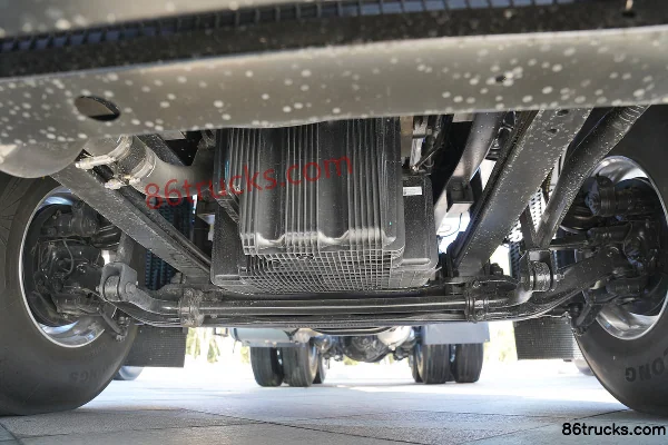 Beijing Trucks Dream Pro 14.5L LNG 630hp 6X4(10 wheels) ZF12-Speed AMT Automatic Tractor Truck Chassis (1) | 86Trucks