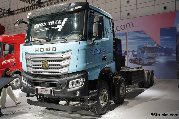 Sinotruk HOWO TS 8X4(12 wheels) 8m Plug-in Hybrid Dump Truck CALB 400.61kWh Exterior (3) | 86Trucks