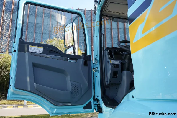 Proton Auto Dijiang Re 6X4(10 wheels) Pure Electric Tractor Truck EVE 448kWh Cab (1) | 86Trucks