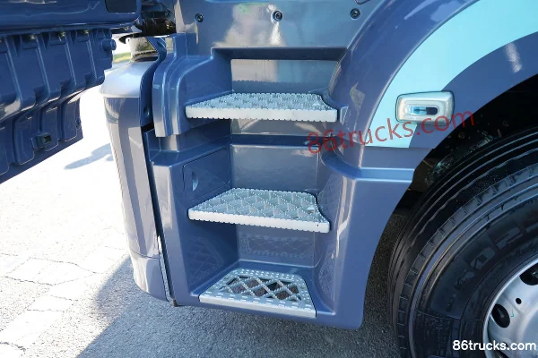Proton Auto Dijiang Re 6X4(10 wheels) electric tractor truck 655.84kWh Cab (2) | 86Trucks