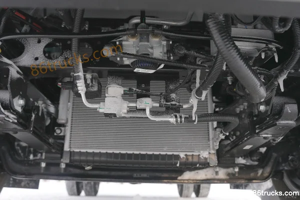 JAC ES6 4,15 m cabine simple fourgon électrique pur 100,46 kWh CATL 4X2(6 roues) Châssis (1) | 86Trucks