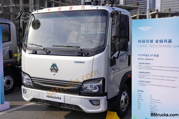 Sinotruk Qixing Hanjiang 2.4L Diesel 165hp 4X2(6 wheels) WLY 8-Speed 4.15m Single Row Flatbed Light Truck Exterior (3) | 86Trucks