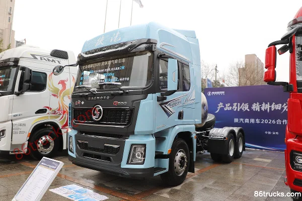 SHACMAN Commercial Vehicle Deyu Q500 14.8L LNG 560hp 6X4(10 wheels) Fast Gear 12-Speed Tractor Truck Exterior (3) | 86Trucks