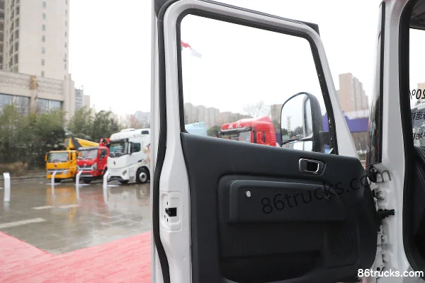 SHACMAN Zhiyun Kunshi Air Brake High Roof 4.15m Single Row Electric Van Light Truck CATL 140.41kWh 4X2(6 wheels) Cab (2) | 86Trucks
